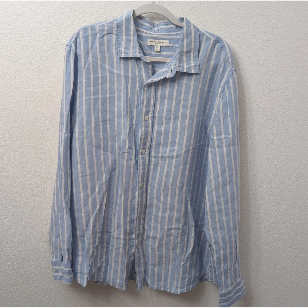 Banana Republic Mens XL 100% Linen Button Down Shirt Blue White Striped Resort